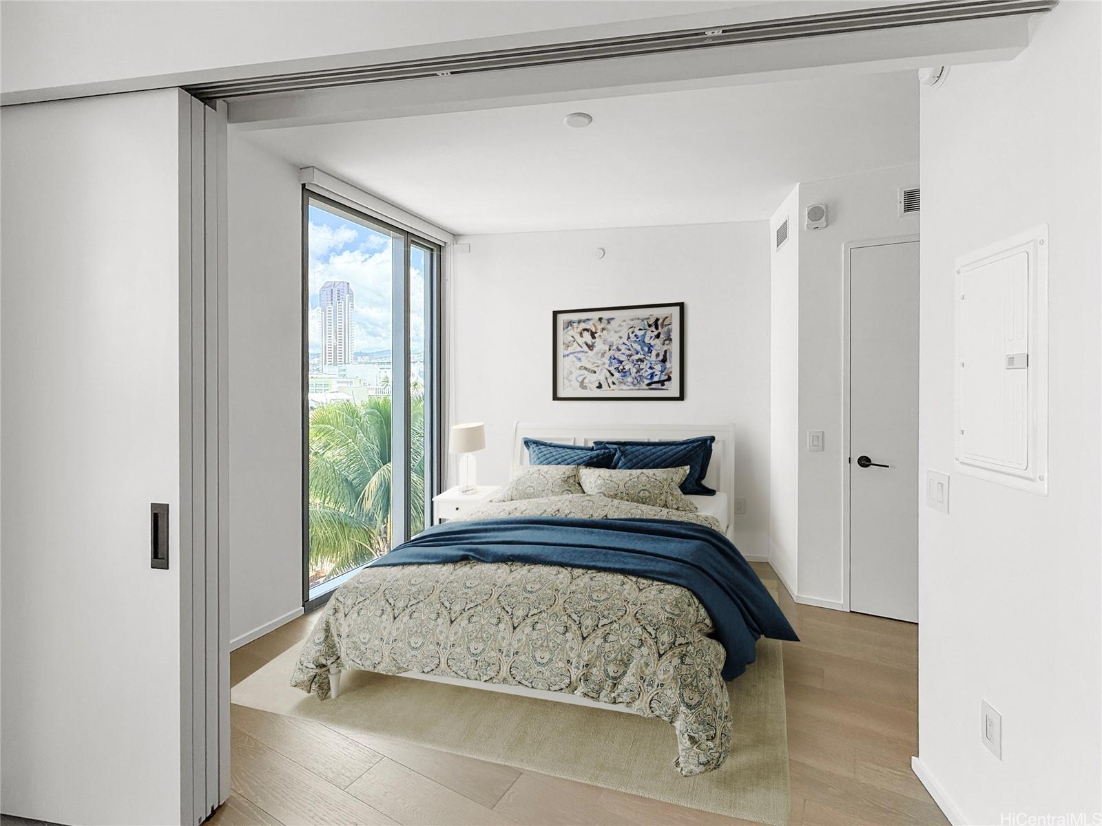 Koula condo # 403, Honolulu, Hawaii - photo 4 of 17