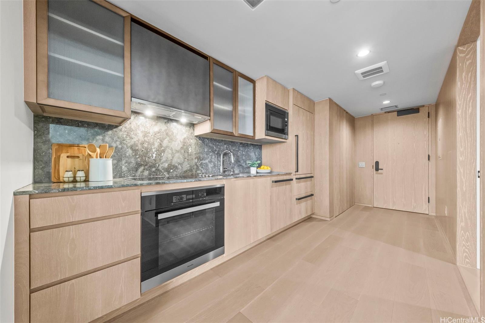 Koula condo # 411, Honolulu, Hawaii - photo 7 of 24