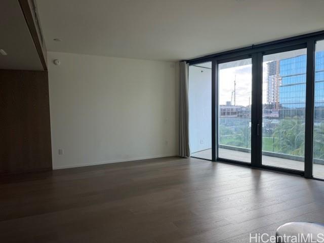 1000 Auahi St Honolulu - Rental - photo 2 of 4