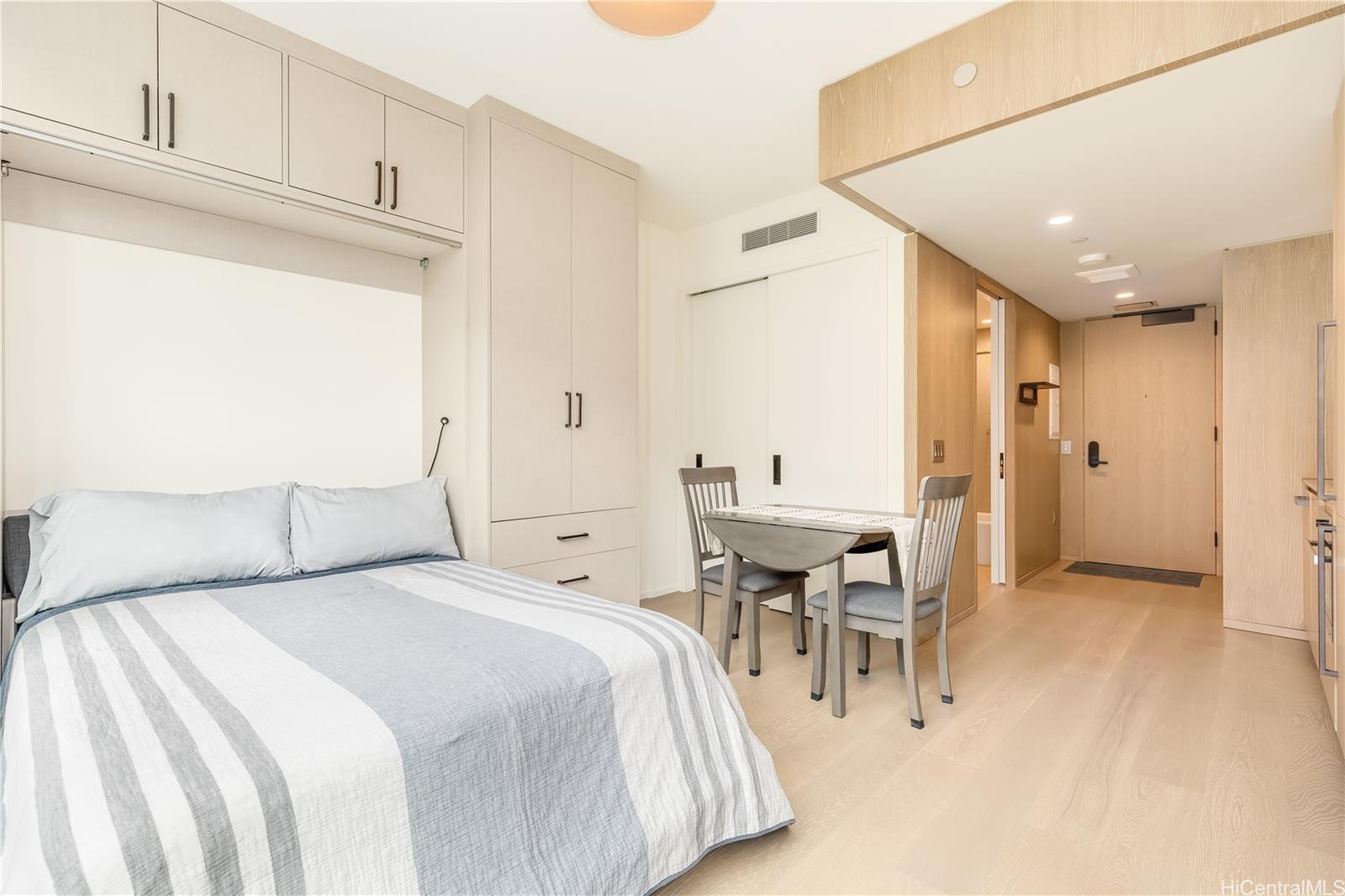 Koula condo # 527, Honolulu, Hawaii - photo 2 of 24