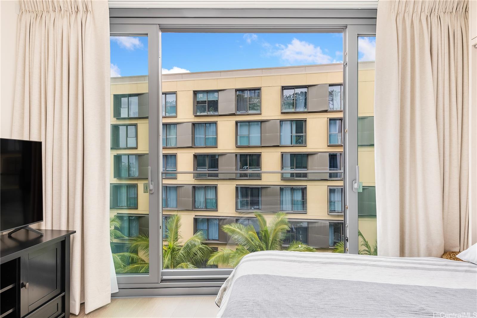 Koula condo # 527, Honolulu, Hawaii - photo 9 of 24