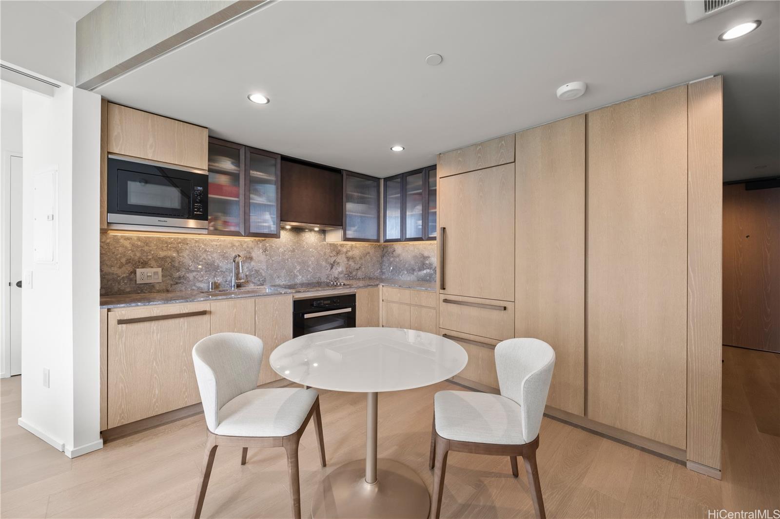 Koula condo # 603, Honolulu, Hawaii - photo 6 of 24