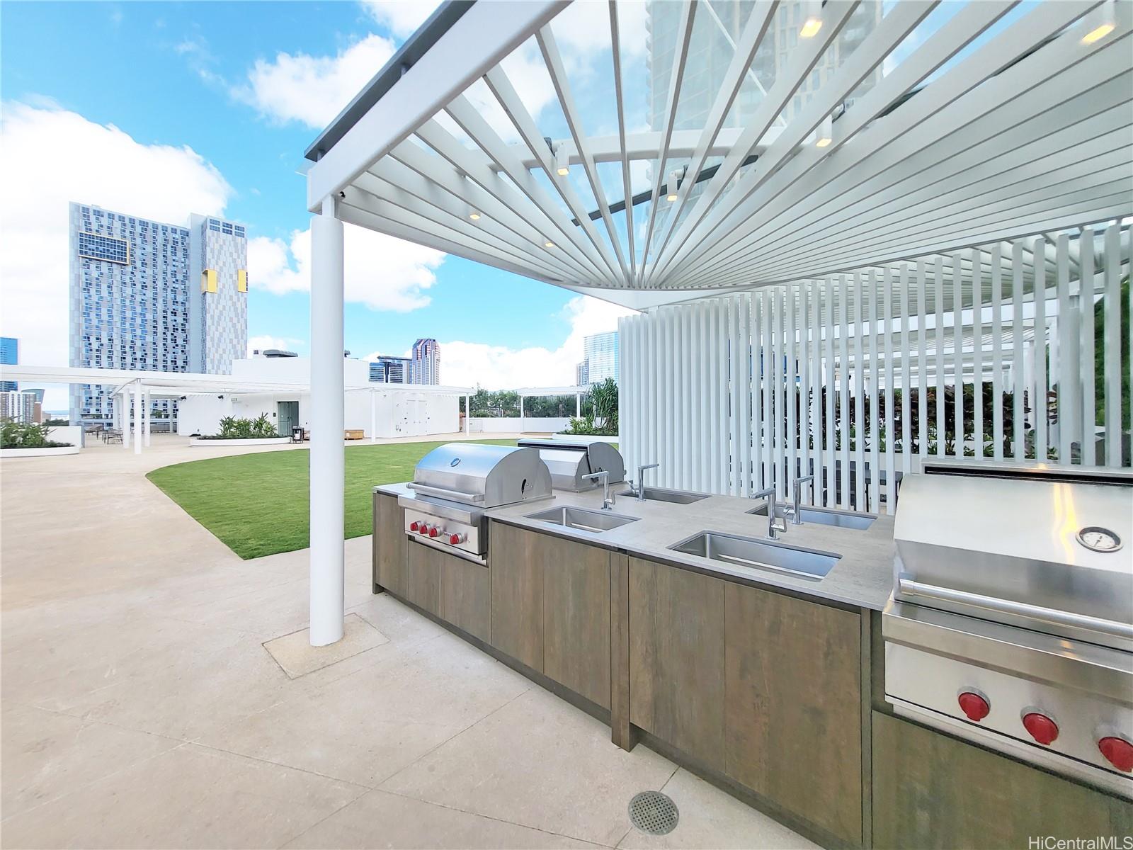 1000 Auahi St Honolulu - Rental - photo 21 of 25