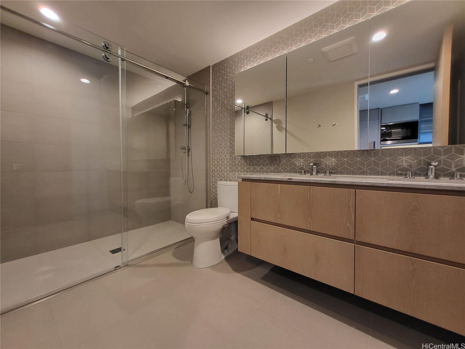 1000 Auahi St Honolulu - Rental - photo 8 of 25