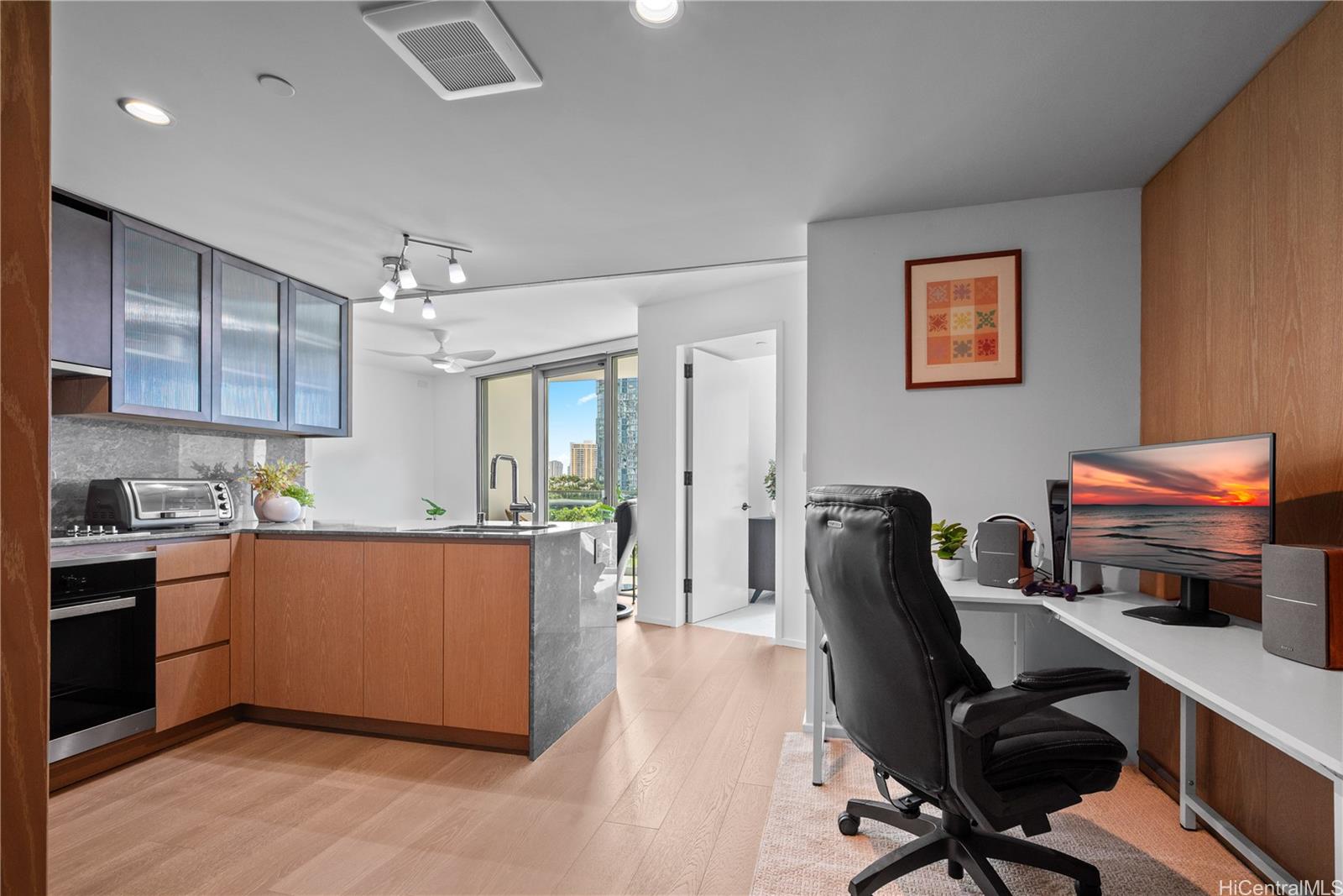 Koula condo # 906, Honolulu, Hawaii - photo 7 of 25