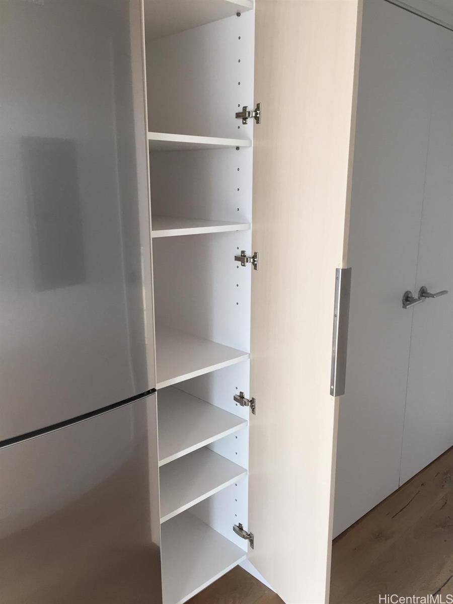 1001 Queen Street Honolulu - Rental - photo 4 of 24