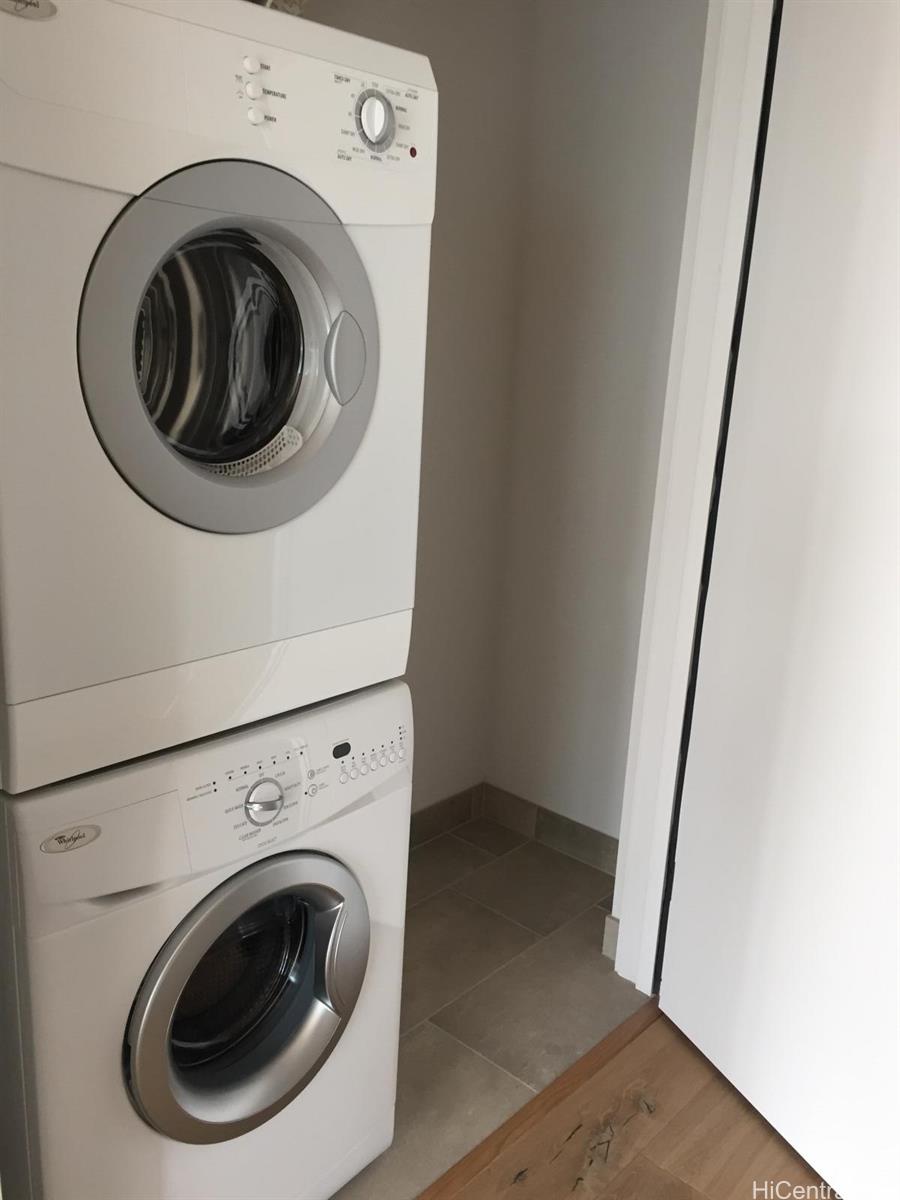 1001 Queen Street Honolulu - Rental - photo 5 of 24