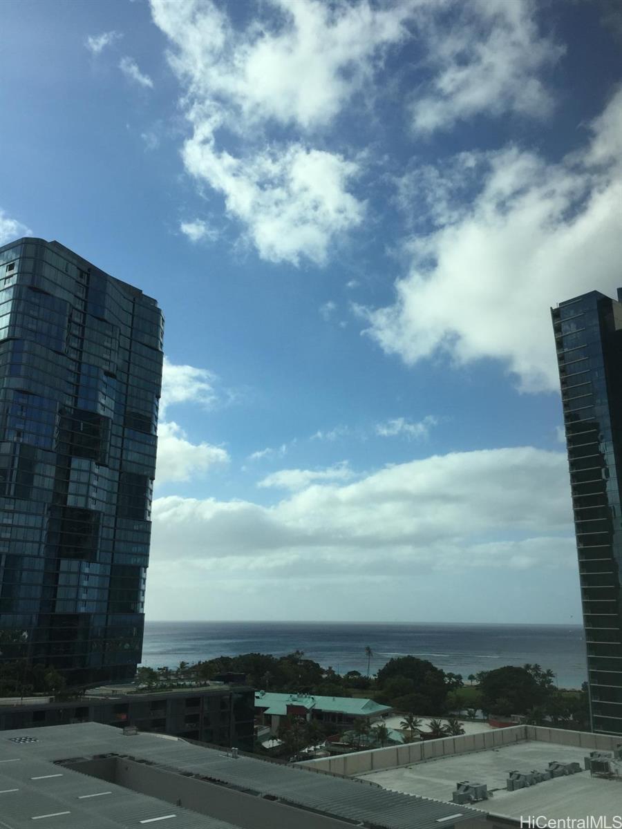 1001 Queen Street Honolulu - Rental - photo 9 of 24