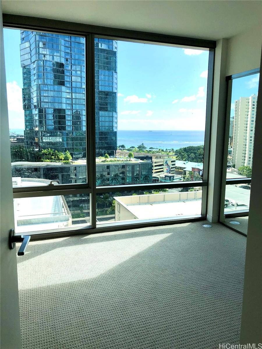 Ae'o condo # 1200, Honolulu, Hawaii - photo 13 of 21