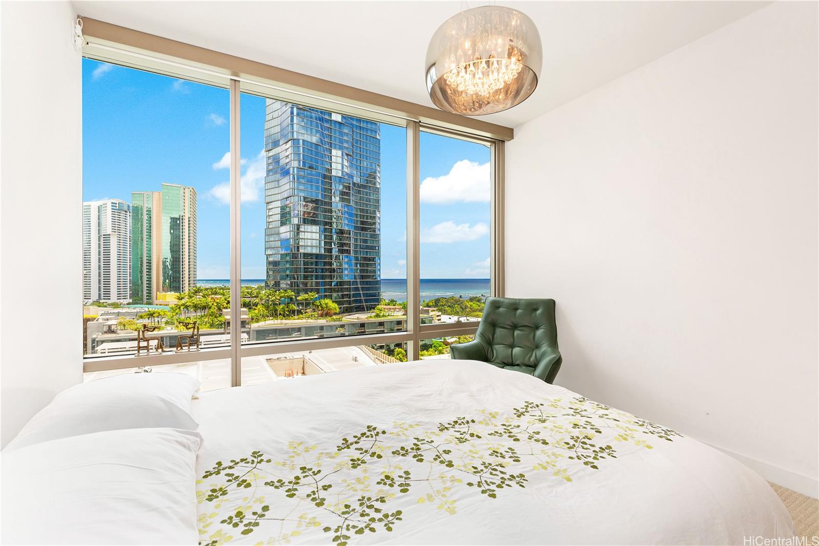 Ae'o condo # 1204, Honolulu, Hawaii - photo 6 of 25