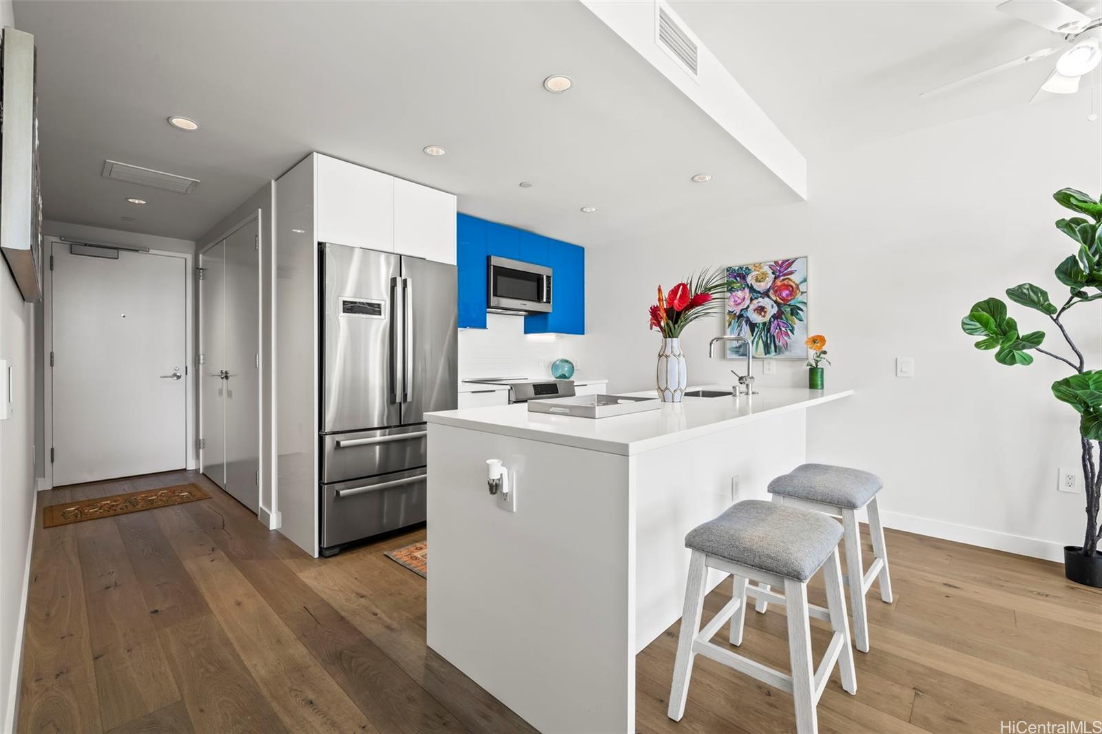 Ae'o condo # 1213, Honolulu, Hawaii - photo 2 of 24