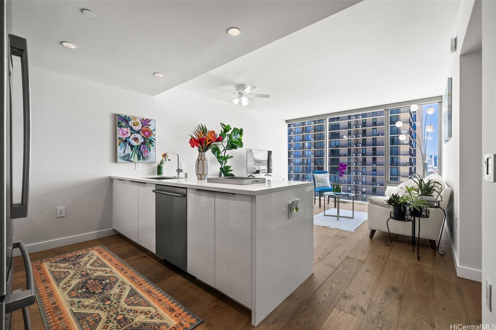 Ae'o condo # 1213, Honolulu, Hawaii - photo 5 of 25