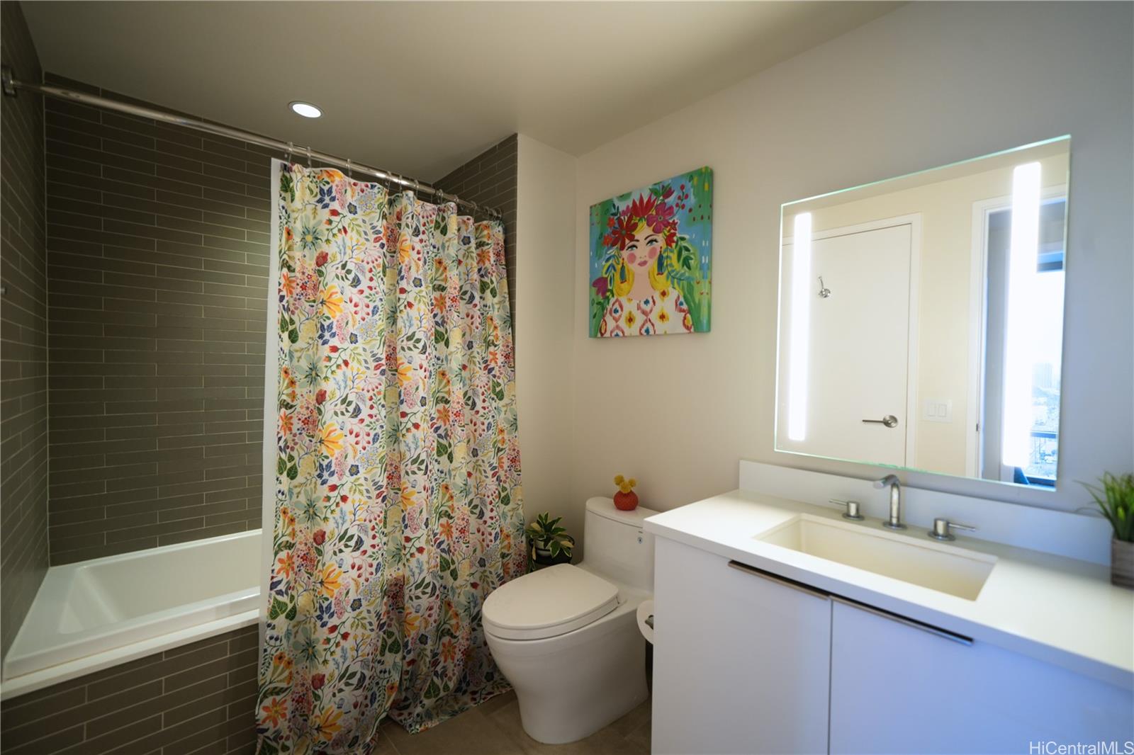 Ae'o condo # 1213, Honolulu, Hawaii - photo 9 of 25