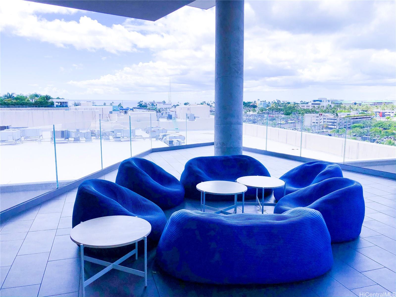 1001 Queen St Honolulu - Rental - photo 11 of 14