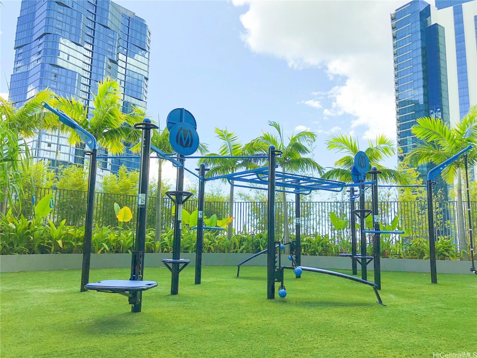 1001 Queen St Honolulu - Rental - photo 13 of 14