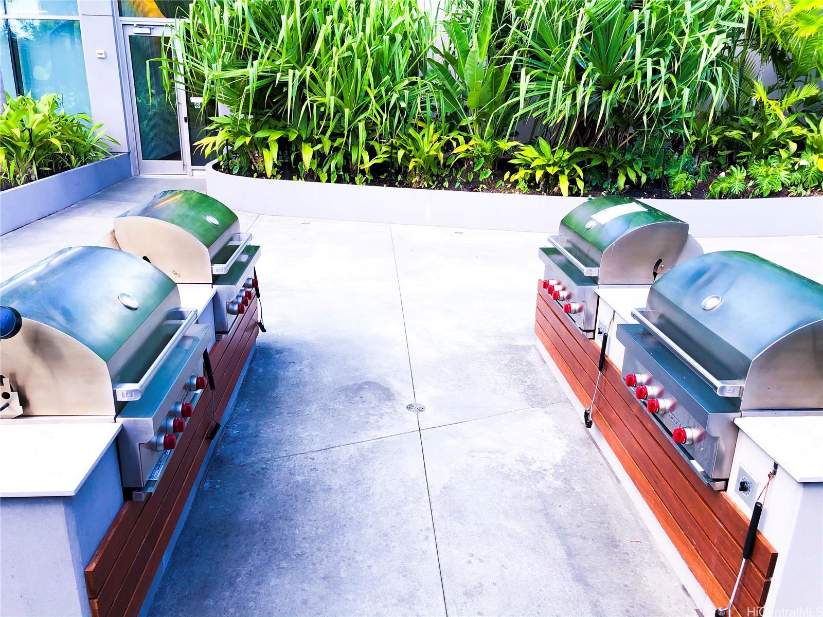 1001 Queen St Honolulu - Rental - photo 14 of 14