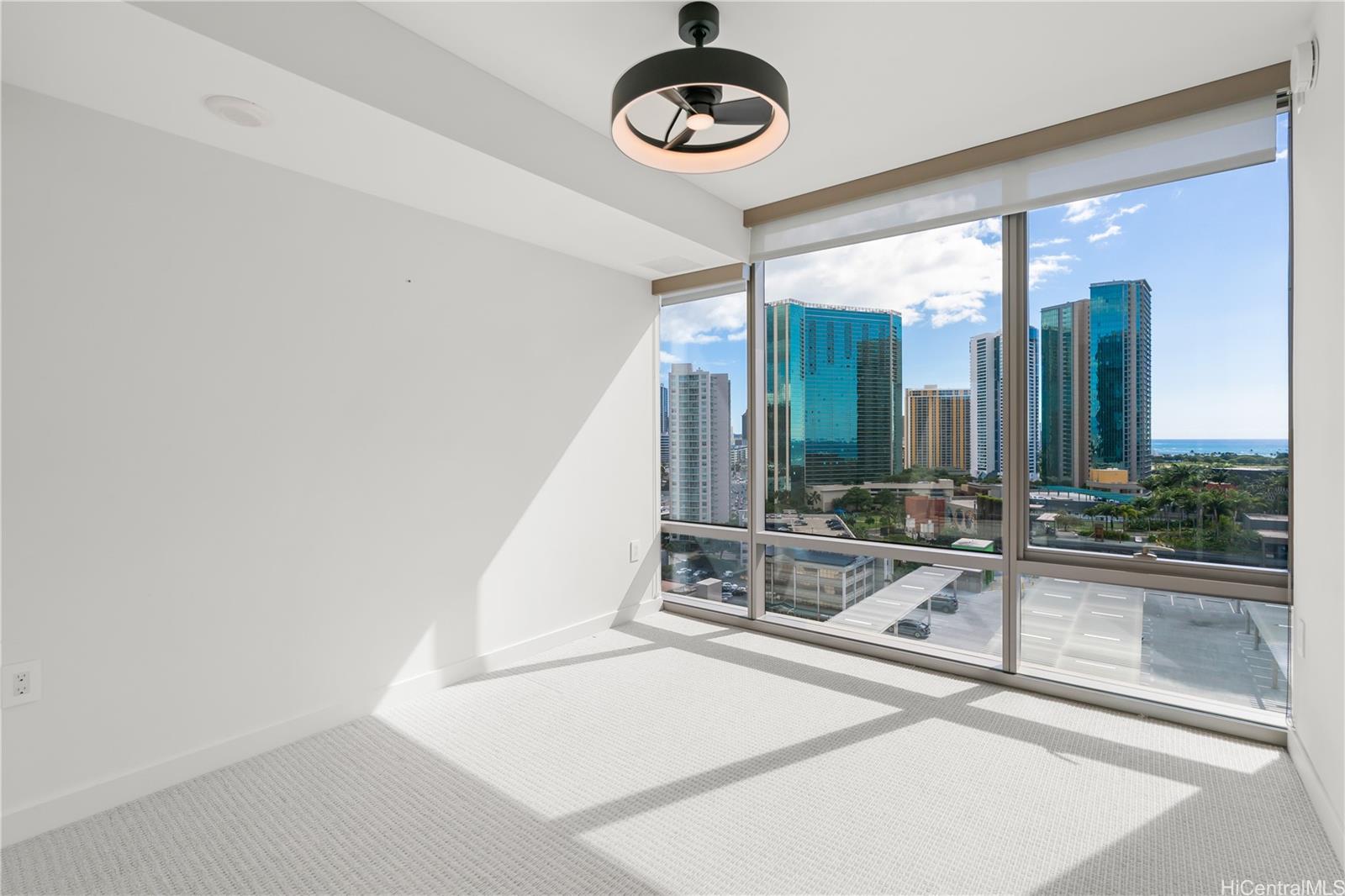 1001 Queen Street Honolulu - Rental - photo 13 of 24