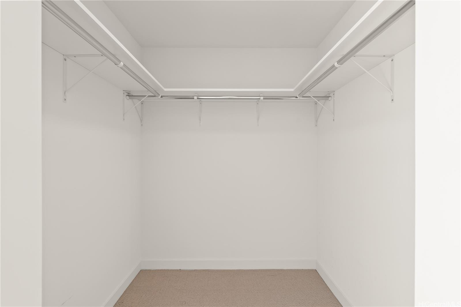 1001 Queen Street Honolulu - Rental - photo 6 of 24