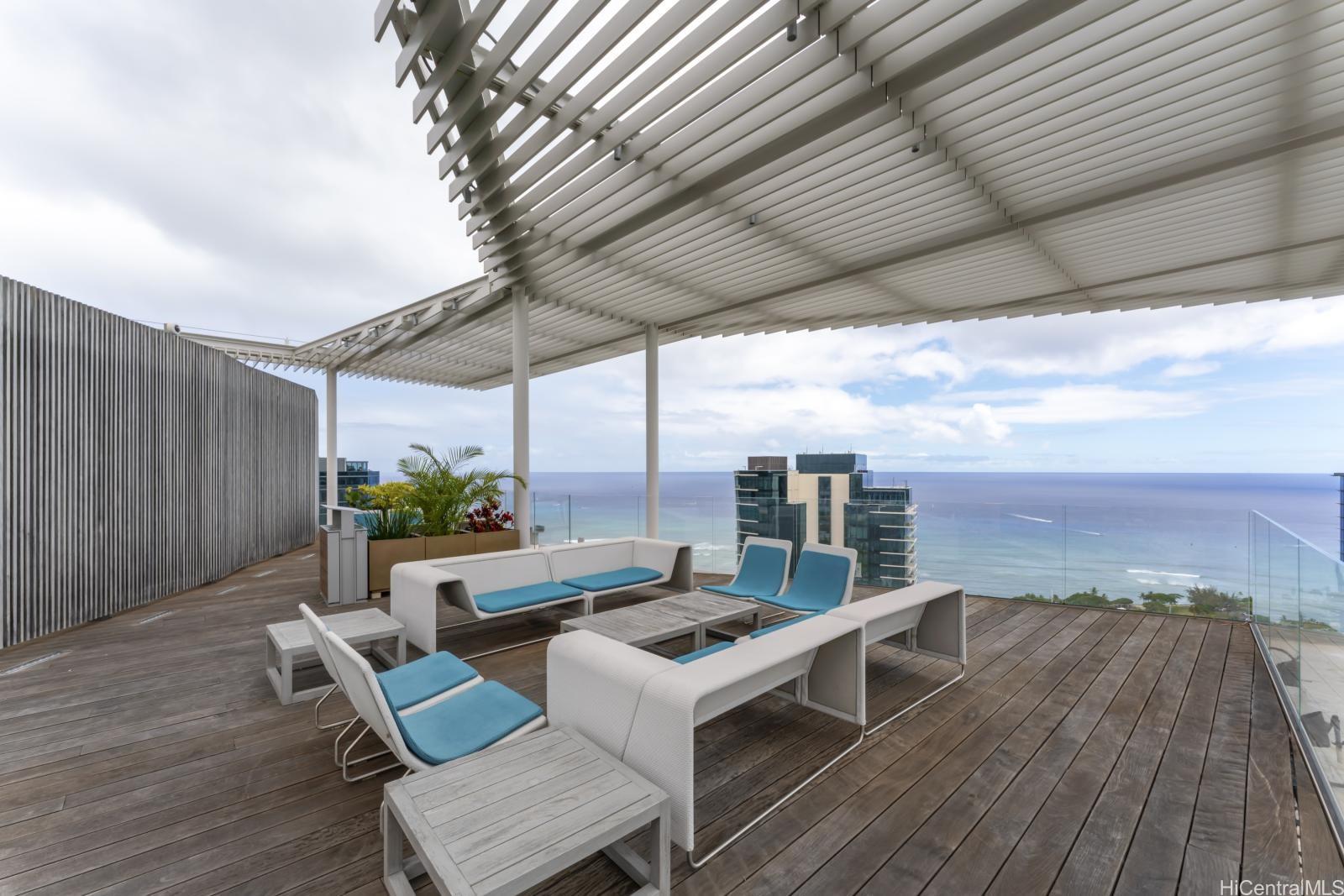 1001 Queen St Honolulu - Rental - photo 21 of 25