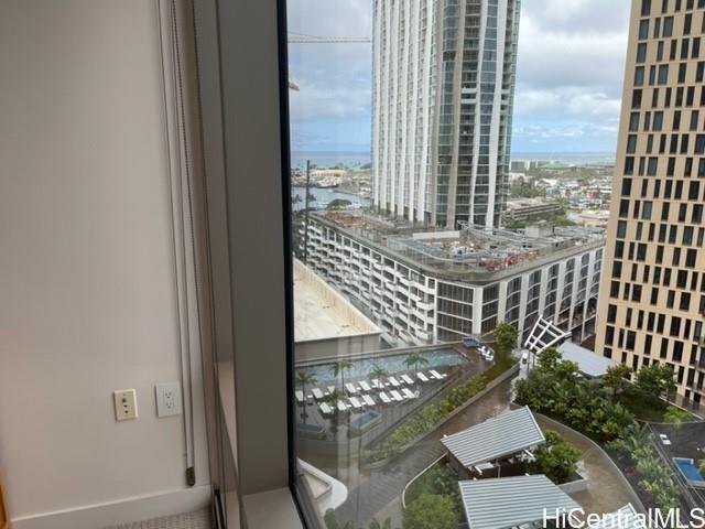 Ae'o condo # 1413, Honolulu, Hawaii - photo 17 of 19