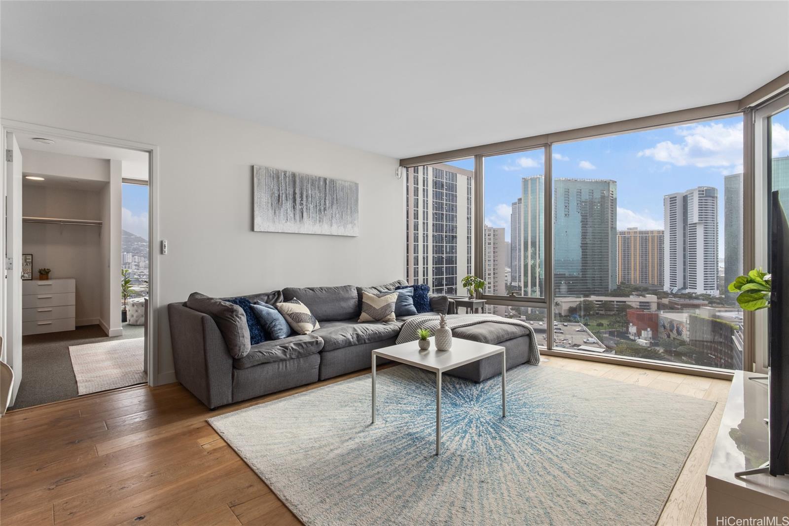 Ae'o condo # 1612, Honolulu, Hawaii - photo 2 of 25