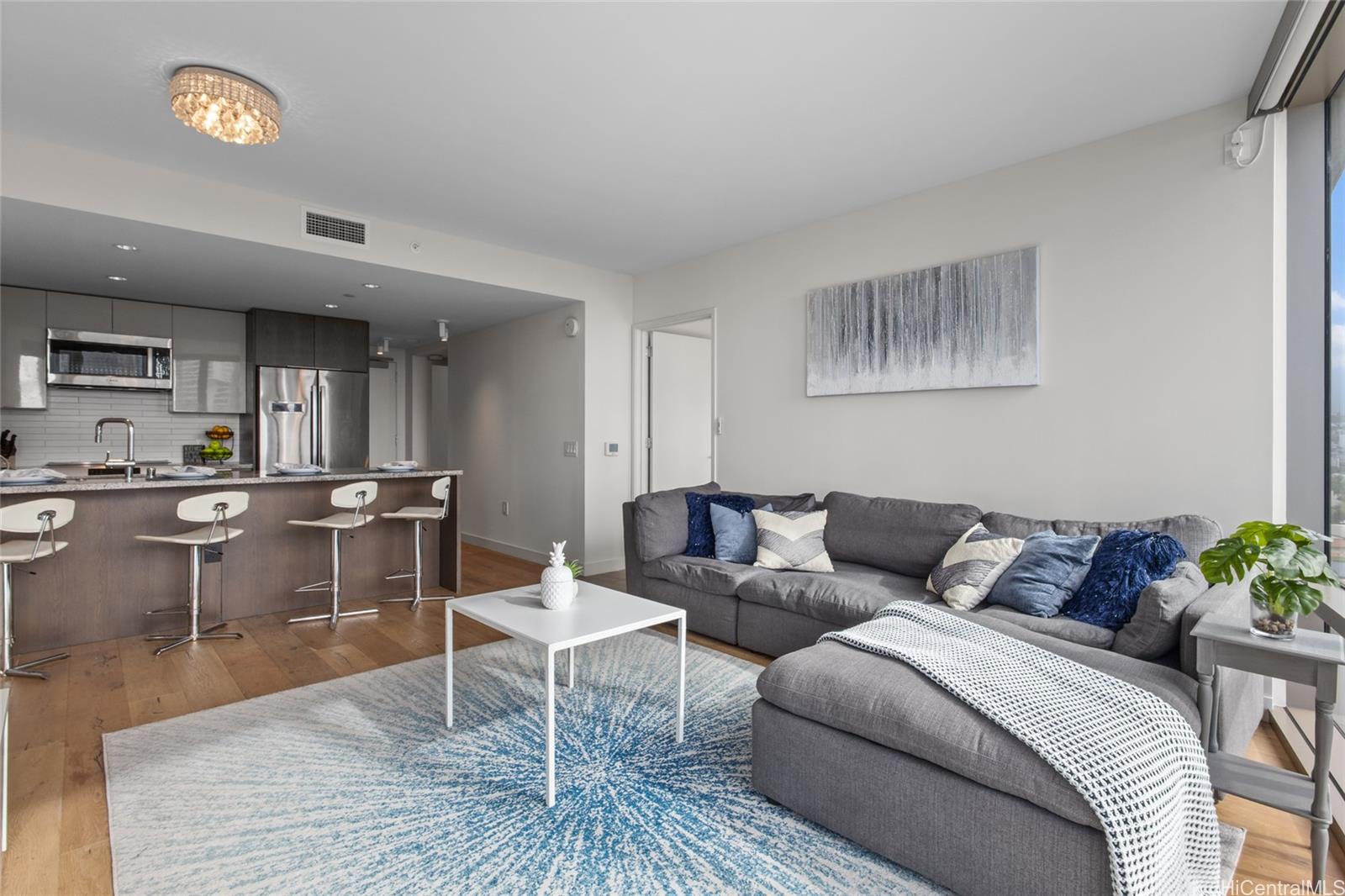 Ae'o condo # 1612, Honolulu, Hawaii - photo 4 of 25