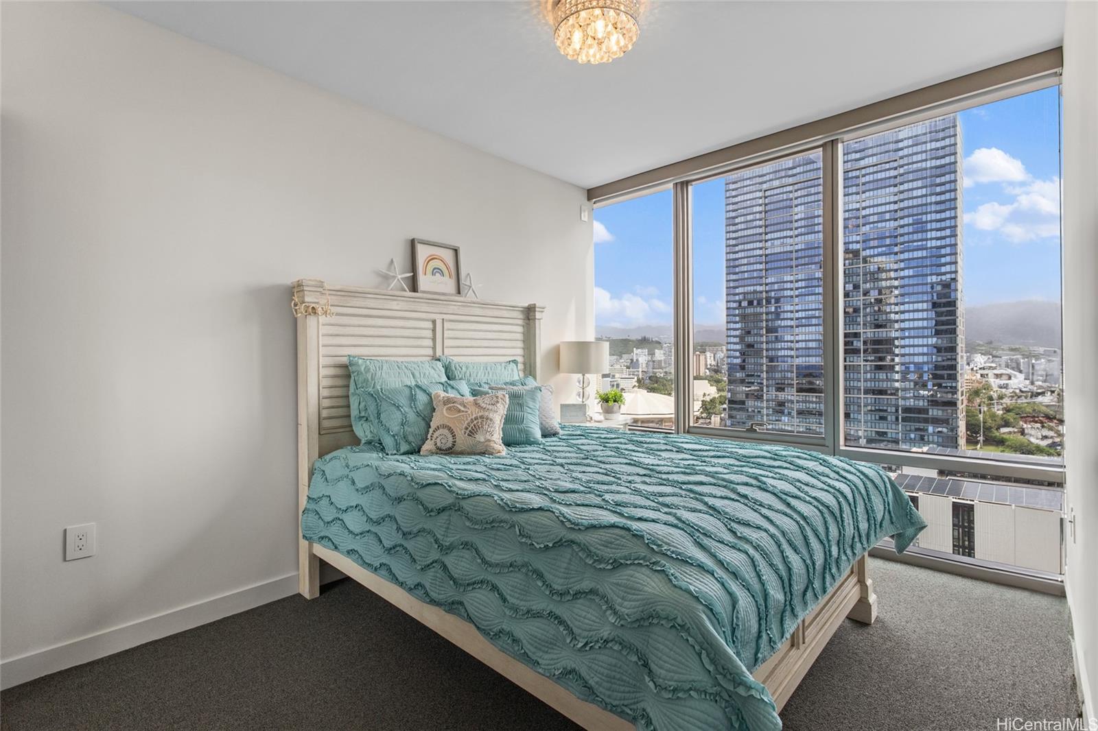 Ae'o condo # 1612, Honolulu, Hawaii - photo 10 of 25