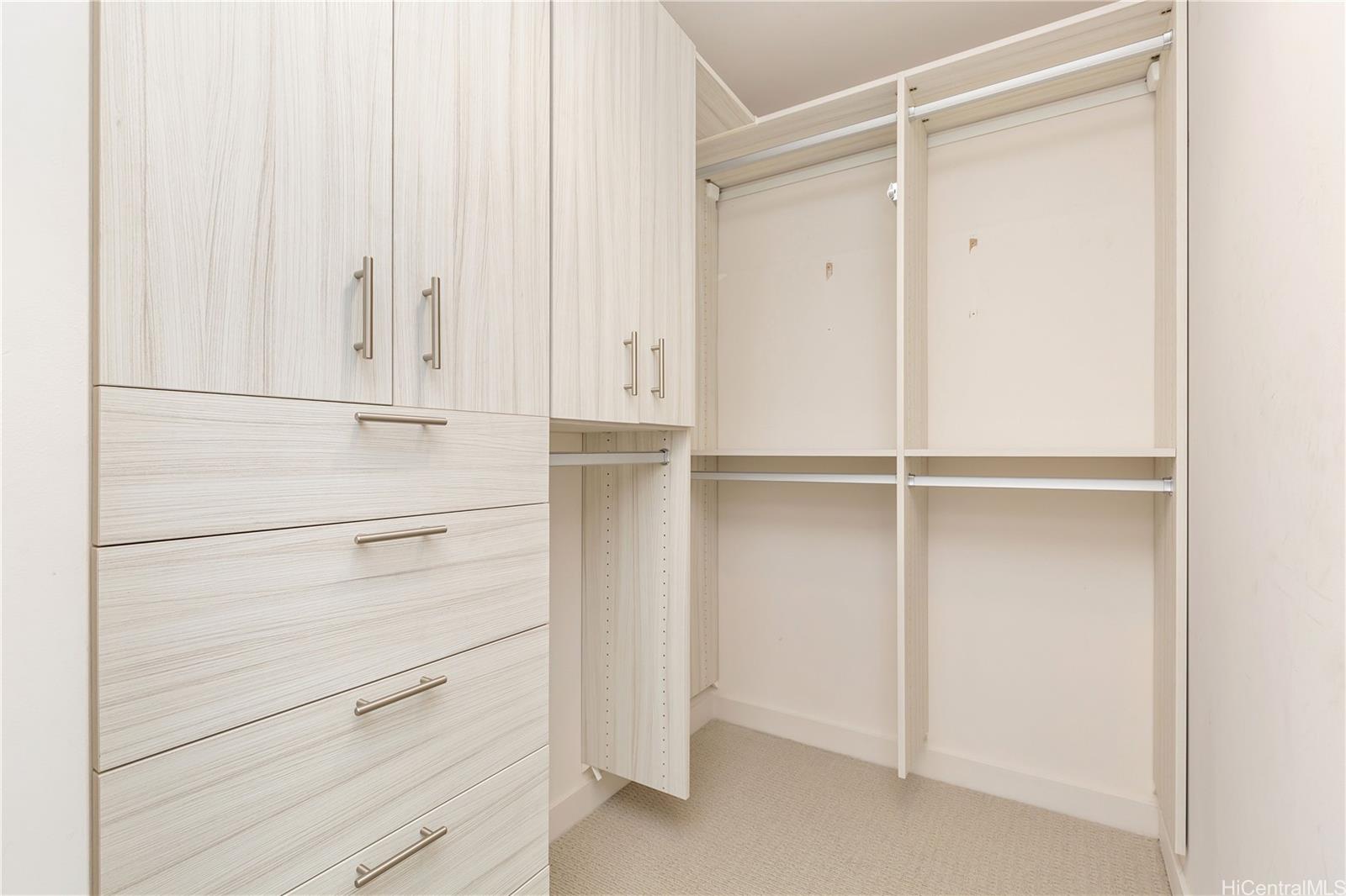 Ae'o condo # 1801, Honolulu, Hawaii - photo 14 of 25