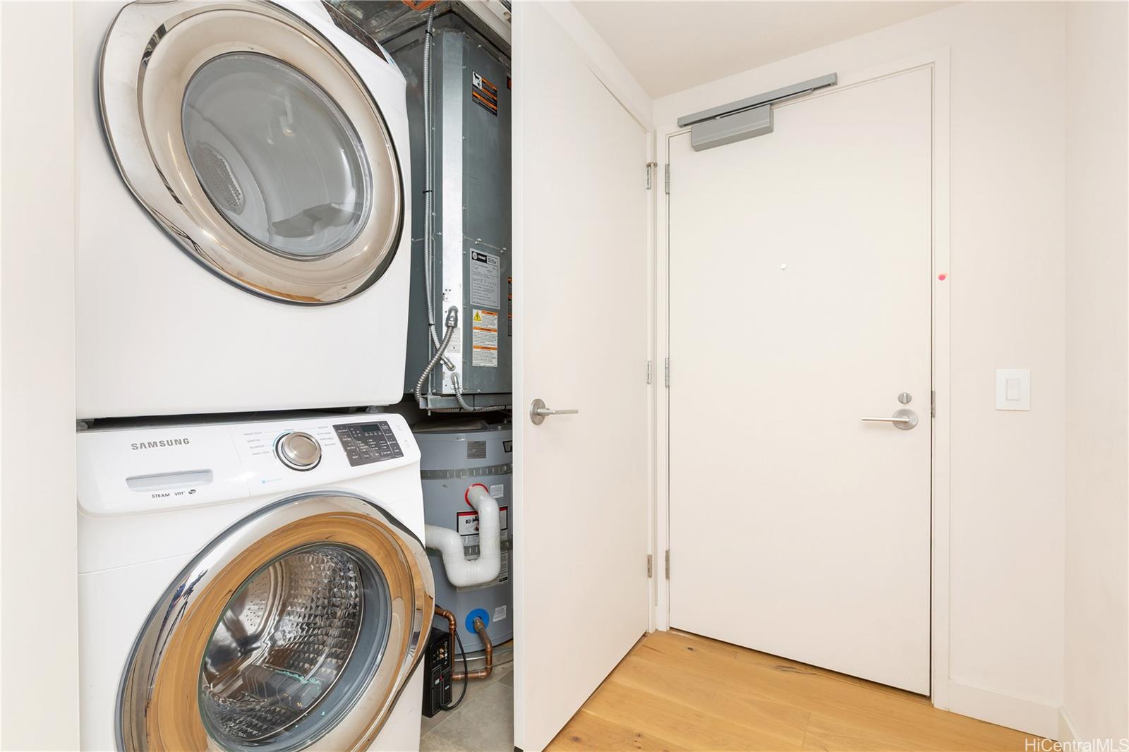 Ae'o condo # 1801, Honolulu, Hawaii - photo 15 of 25