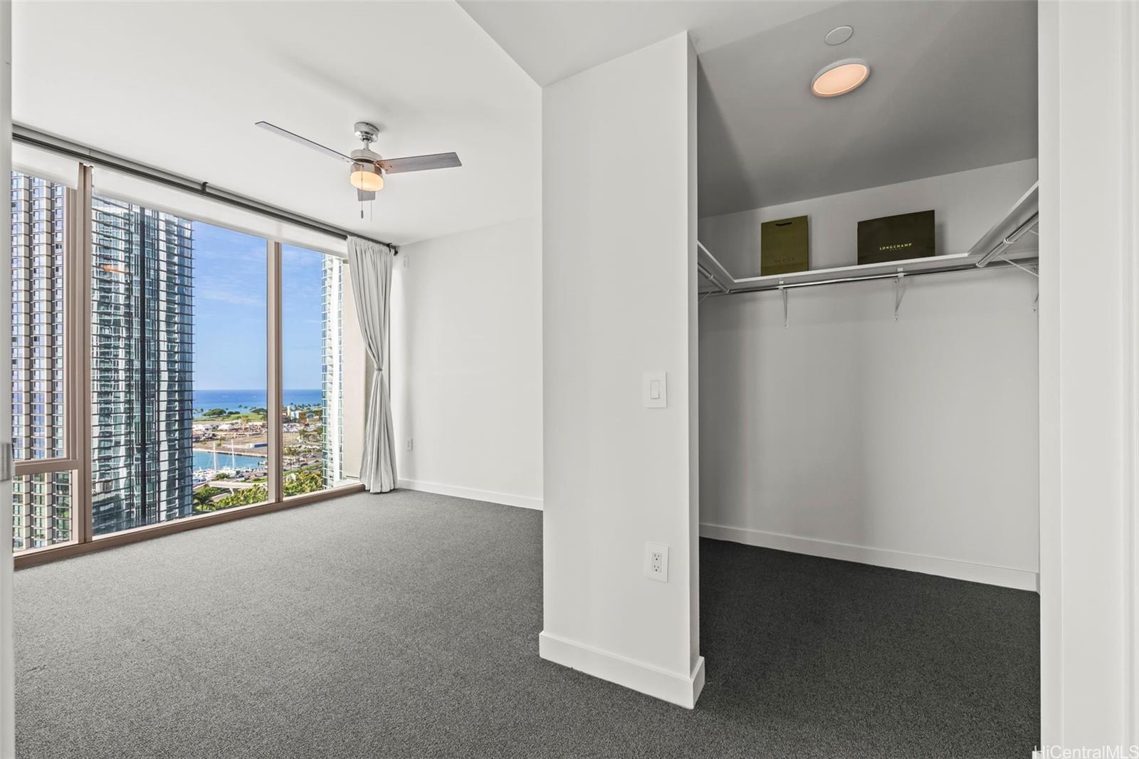 Ae'o condo # 1900, Honolulu, Hawaii - photo 8 of 25