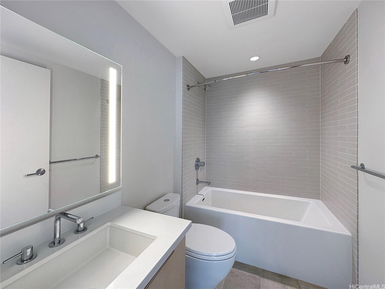 Ae'o condo # 2015, Honolulu, Hawaii - photo 6 of 13