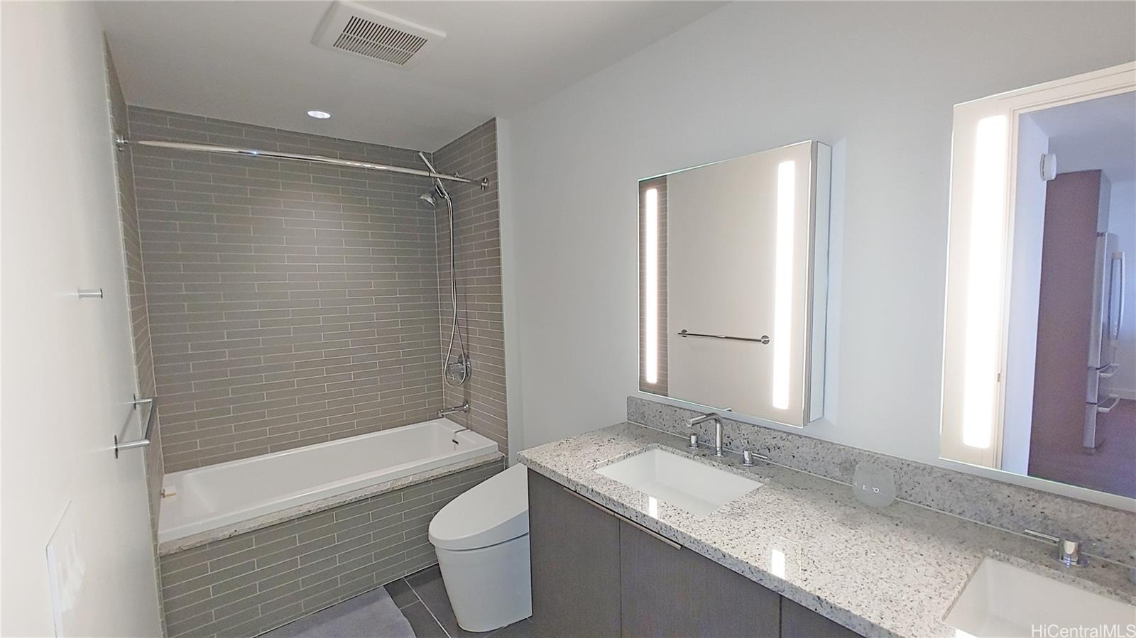 1001 Queen St Honolulu - Rental - photo 12 of 24