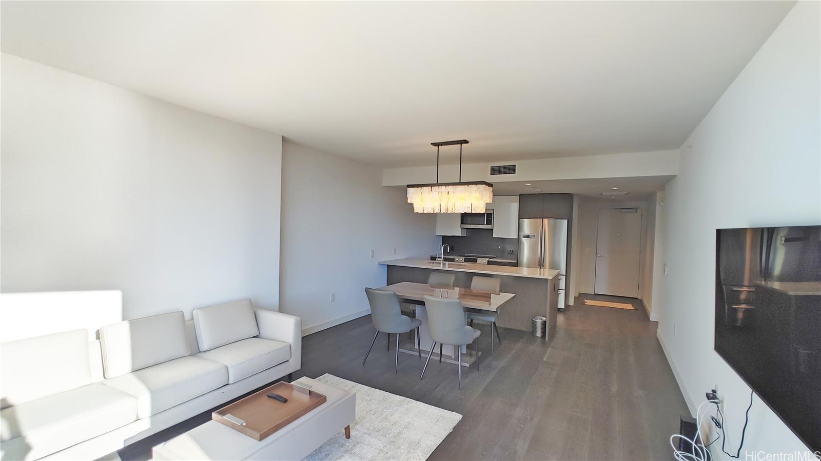 1001 Queen St Honolulu - Rental - photo 5 of 24