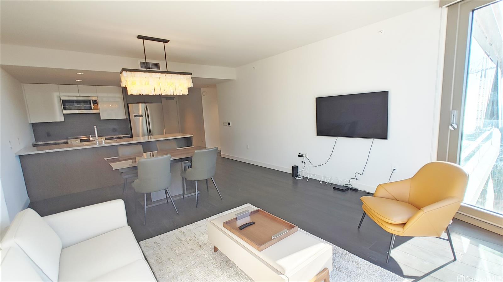 1001 Queen St Honolulu - Rental - photo 6 of 24