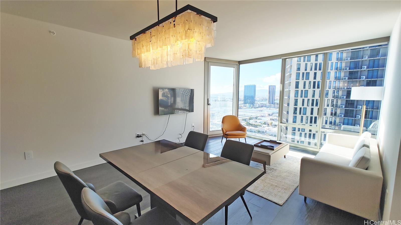 1001 Queen St Honolulu - Rental - photo 7 of 24