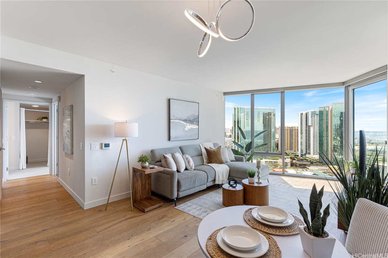 Ae'o condo # 2504, Honolulu, Hawaii - photo 3 of 24