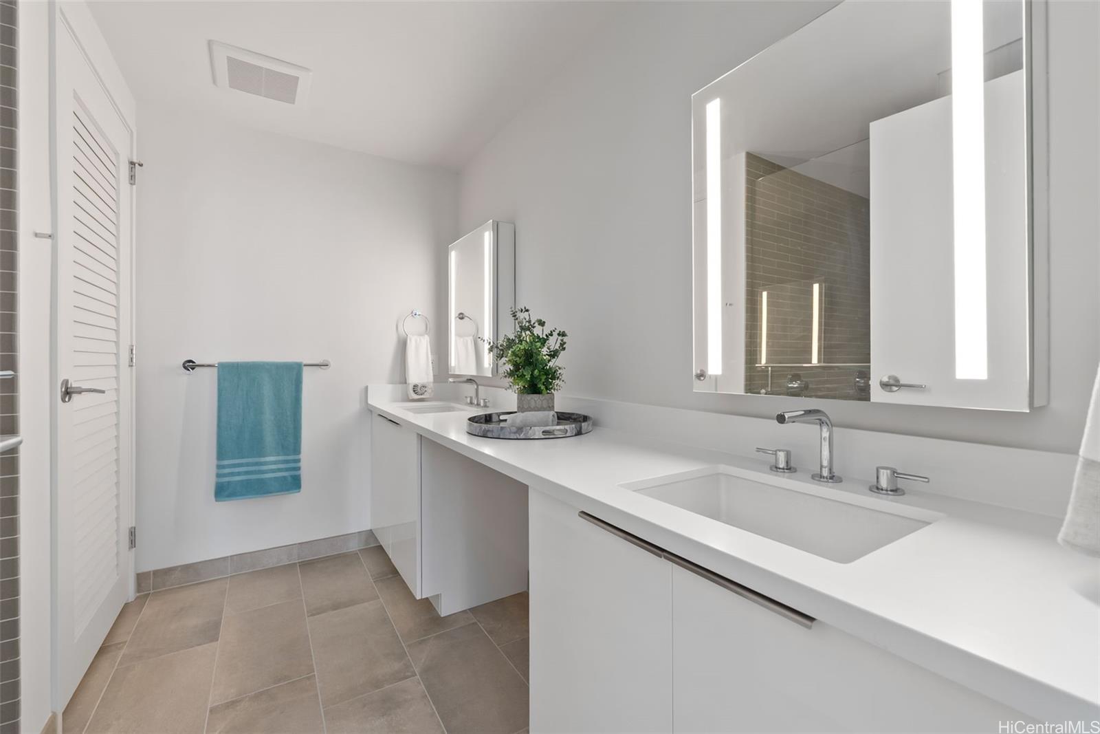 Ae'o condo # 2506, Honolulu, Hawaii - photo 15 of 25