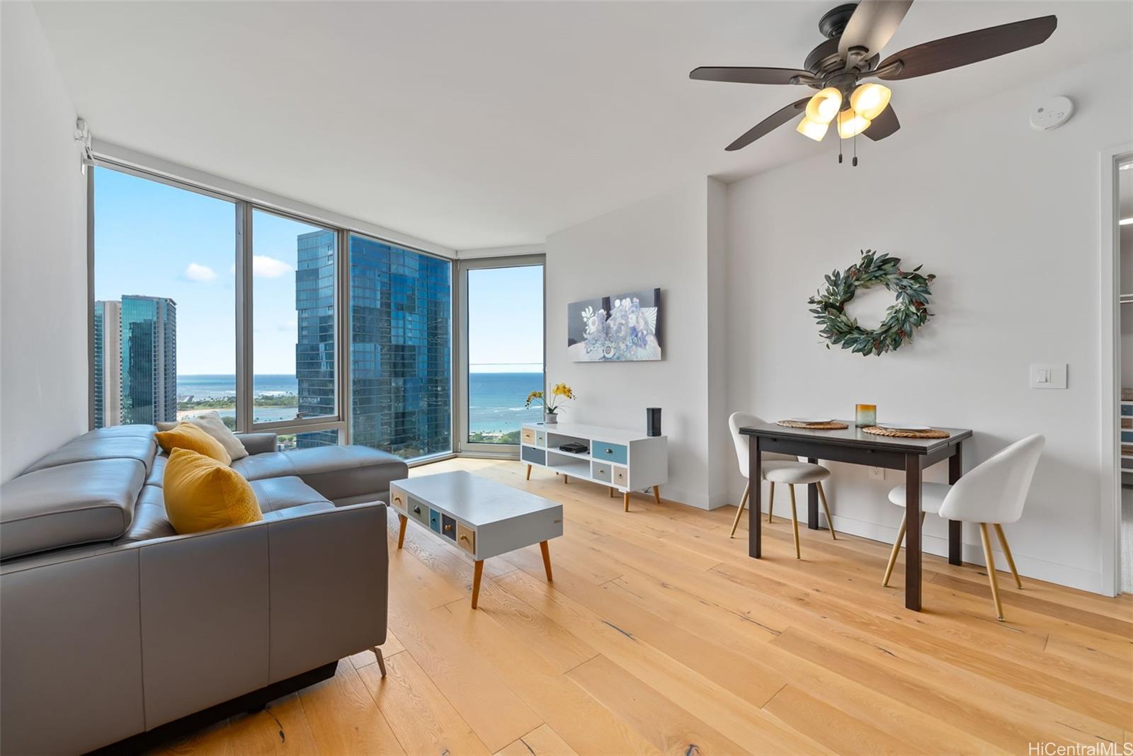 Ae'o condo # 2506, Honolulu, Hawaii - photo 3 of 25