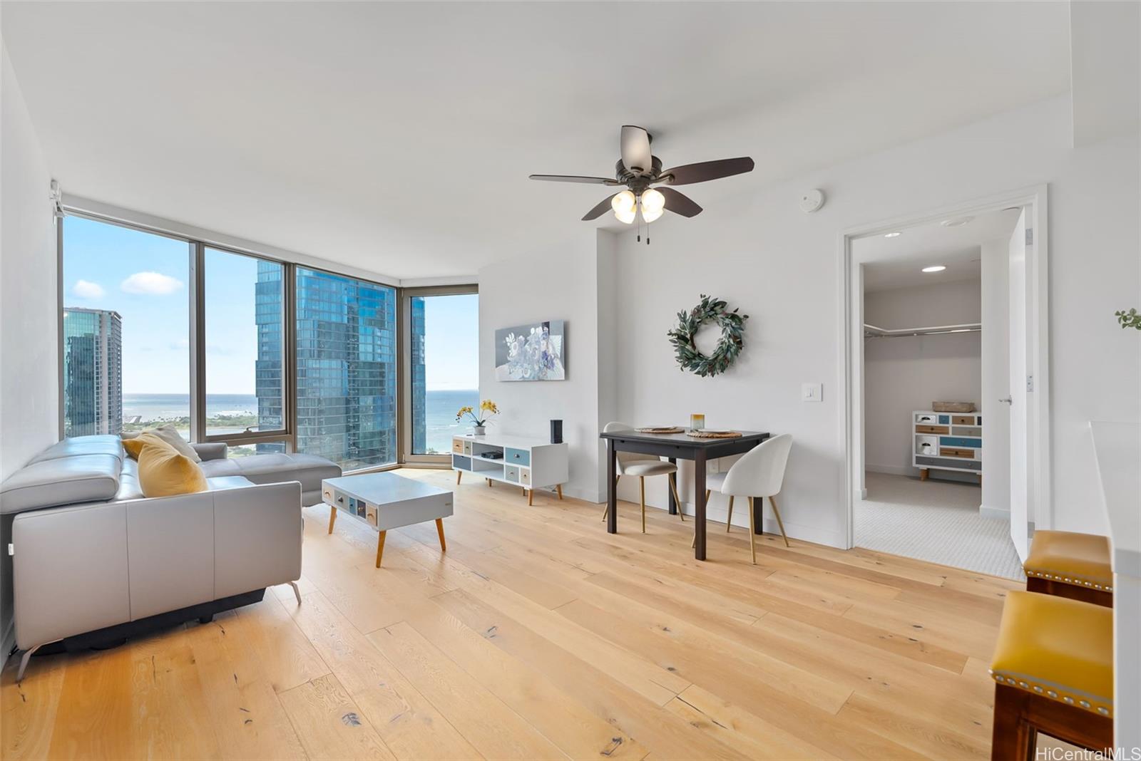 Ae'o condo # 2506, Honolulu, Hawaii - photo 6 of 25