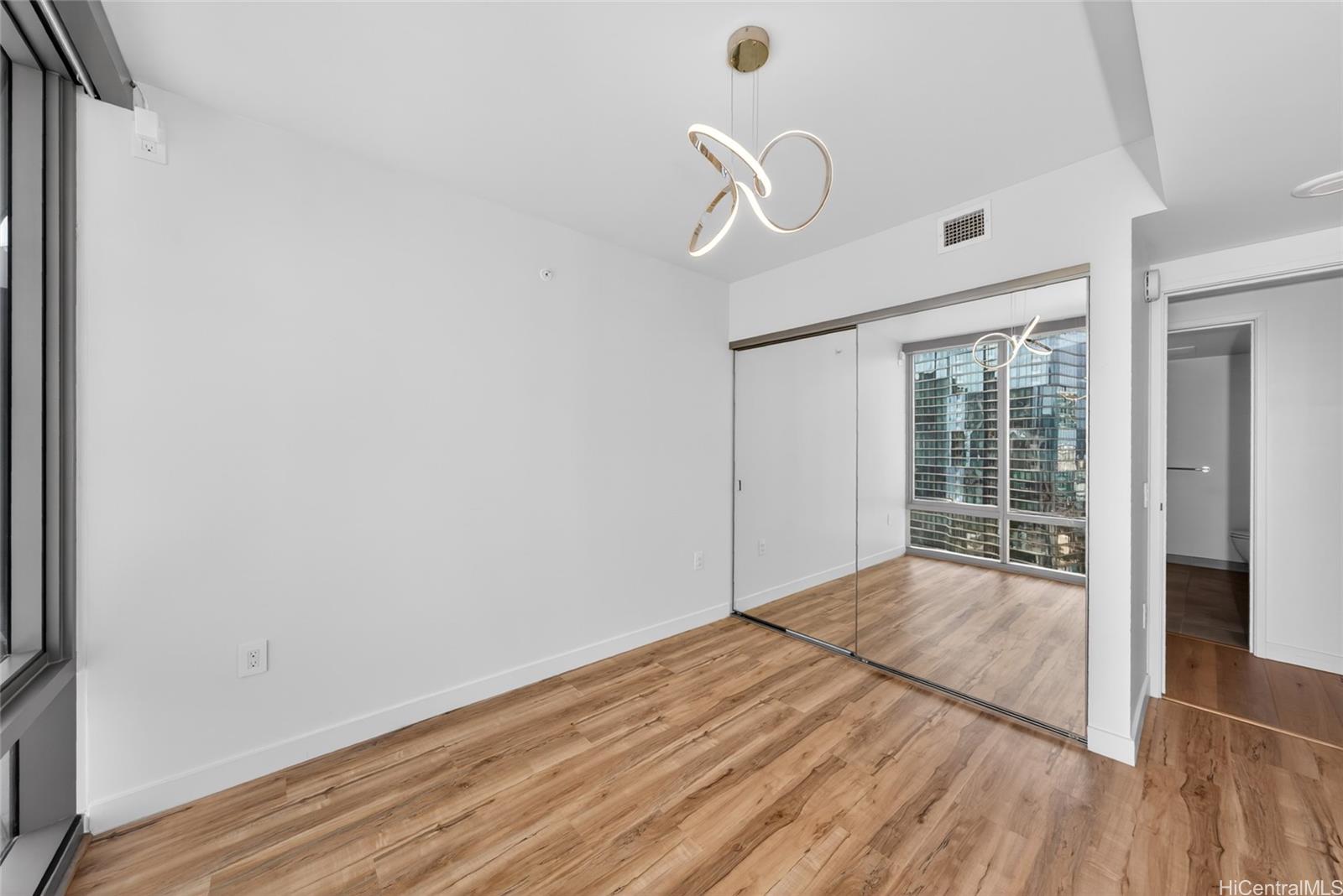 Ae'o condo # 2604, Honolulu, Hawaii - photo 11 of 25