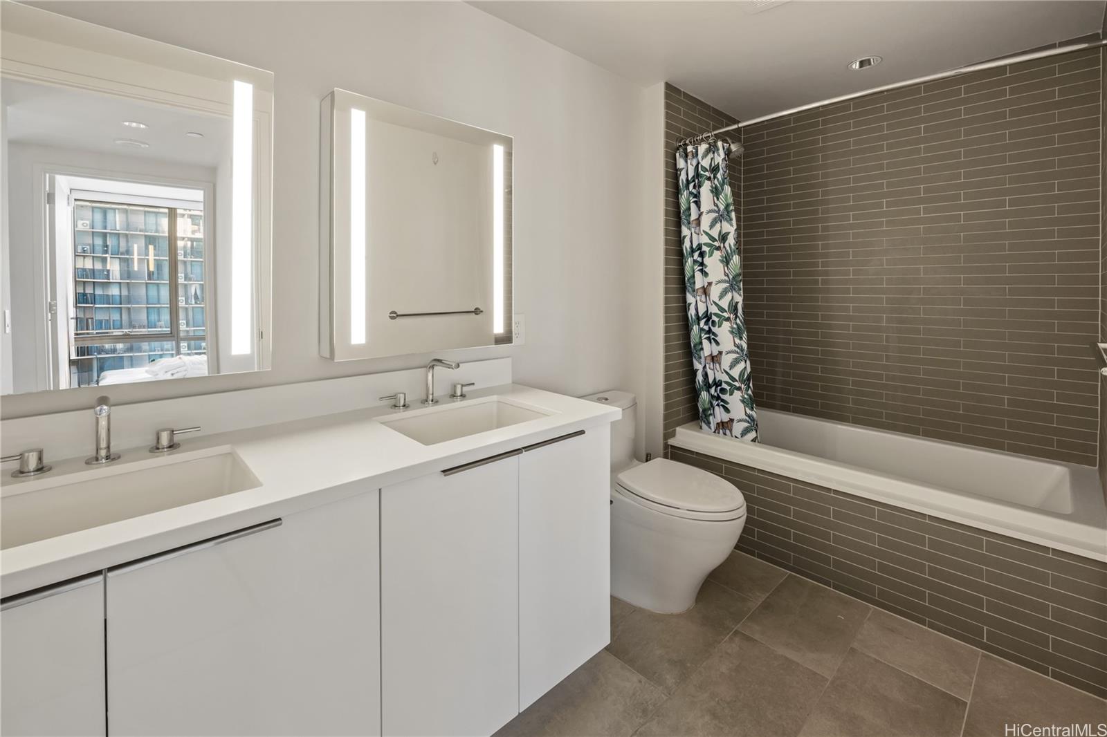Ae'o condo # 2605, Honolulu, Hawaii - photo 3 of 11