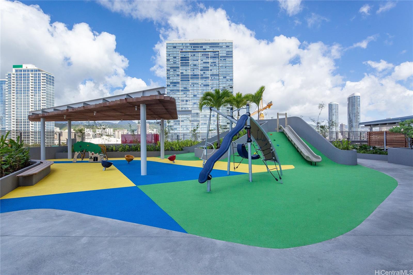 1001 Queen St Honolulu - Rental - photo 15 of 25