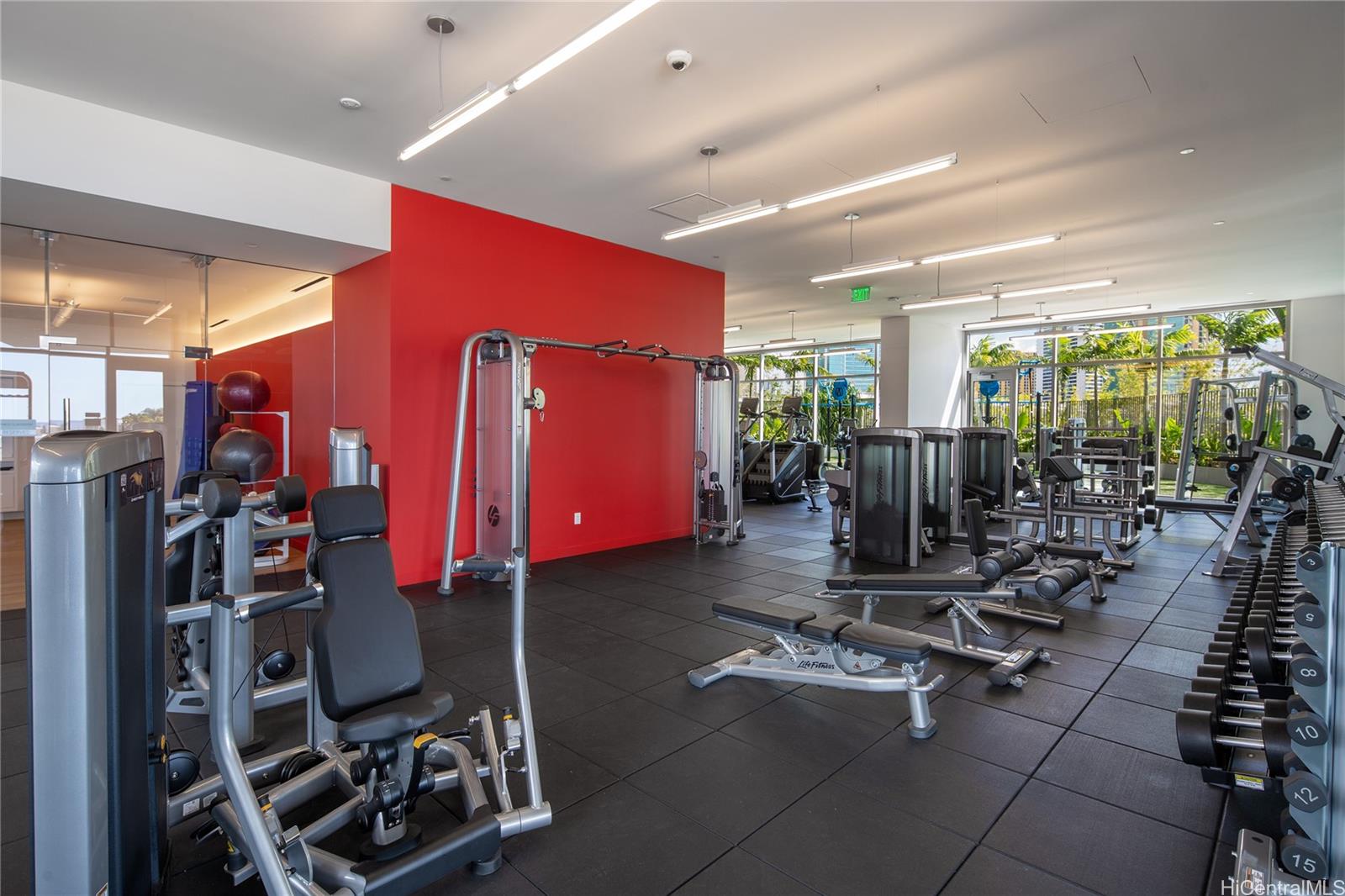 1001 Queen St Honolulu - Rental - photo 17 of 25