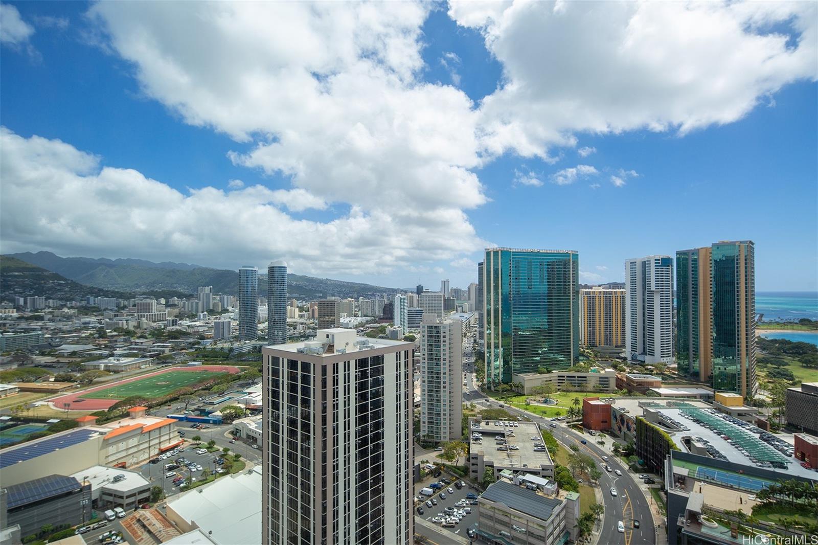 1001 Queen St Honolulu - Rental - photo 12 of 25