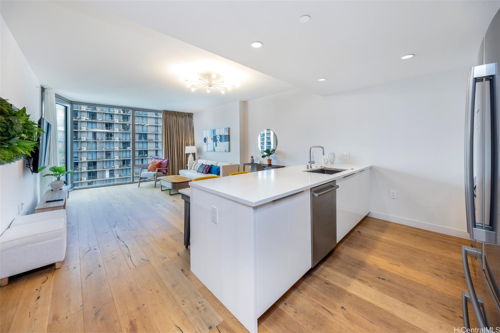 Ae'o condo # 3003, Honolulu, Hawaii - photo 13 of 25