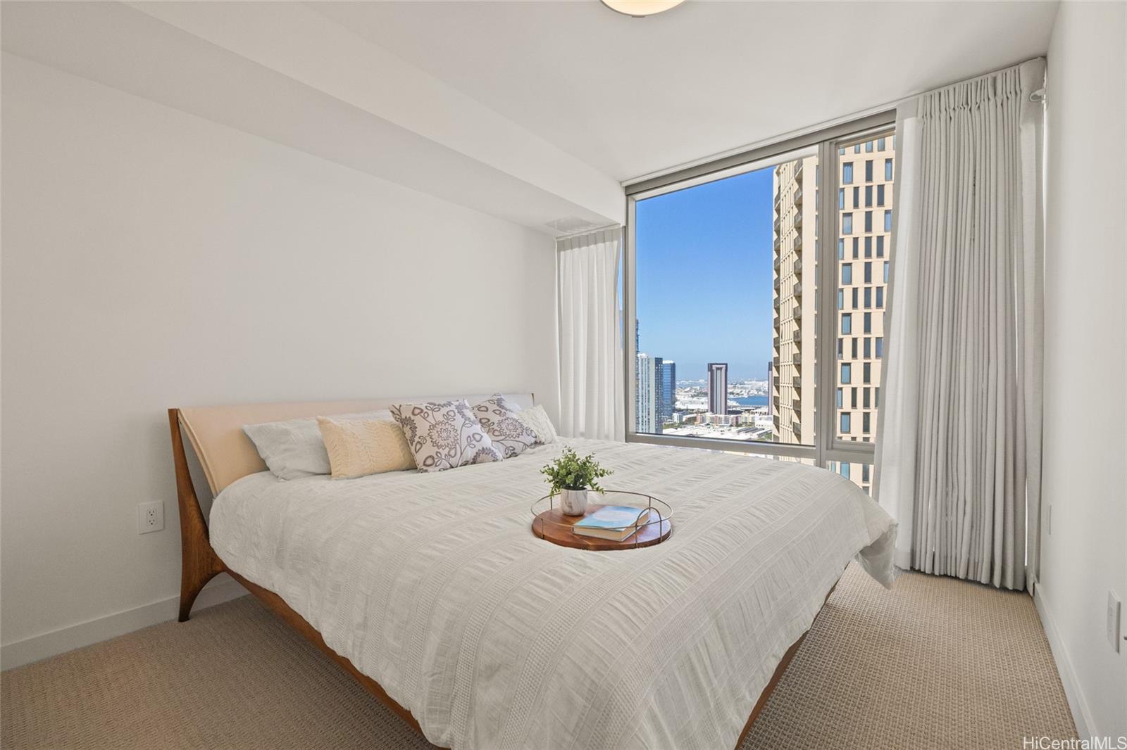 Ae'o condo # 3103, Honolulu, Hawaii - photo 8 of 22