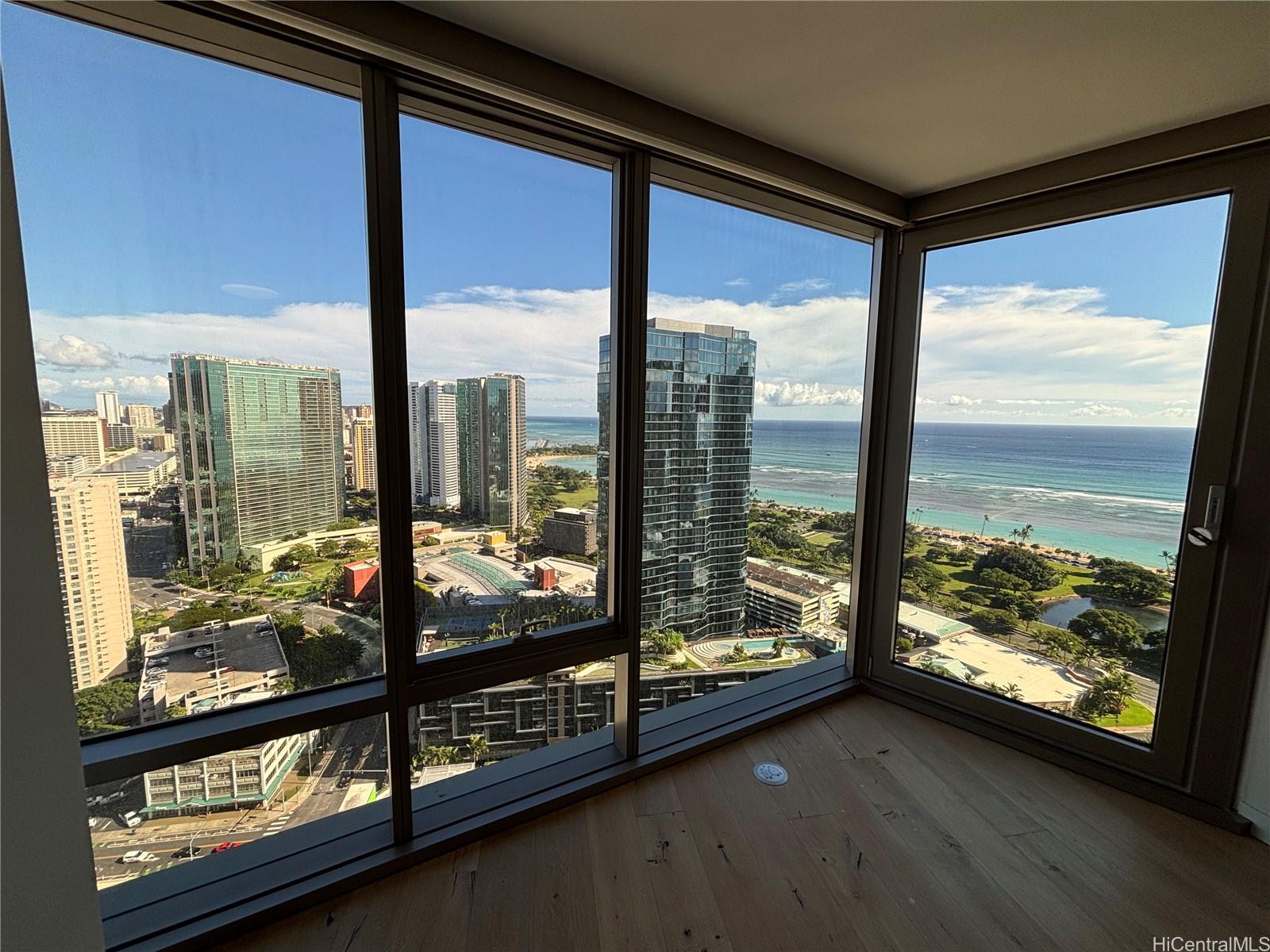 Ae'o condo # 3204, Honolulu, Hawaii - photo 2 of 25