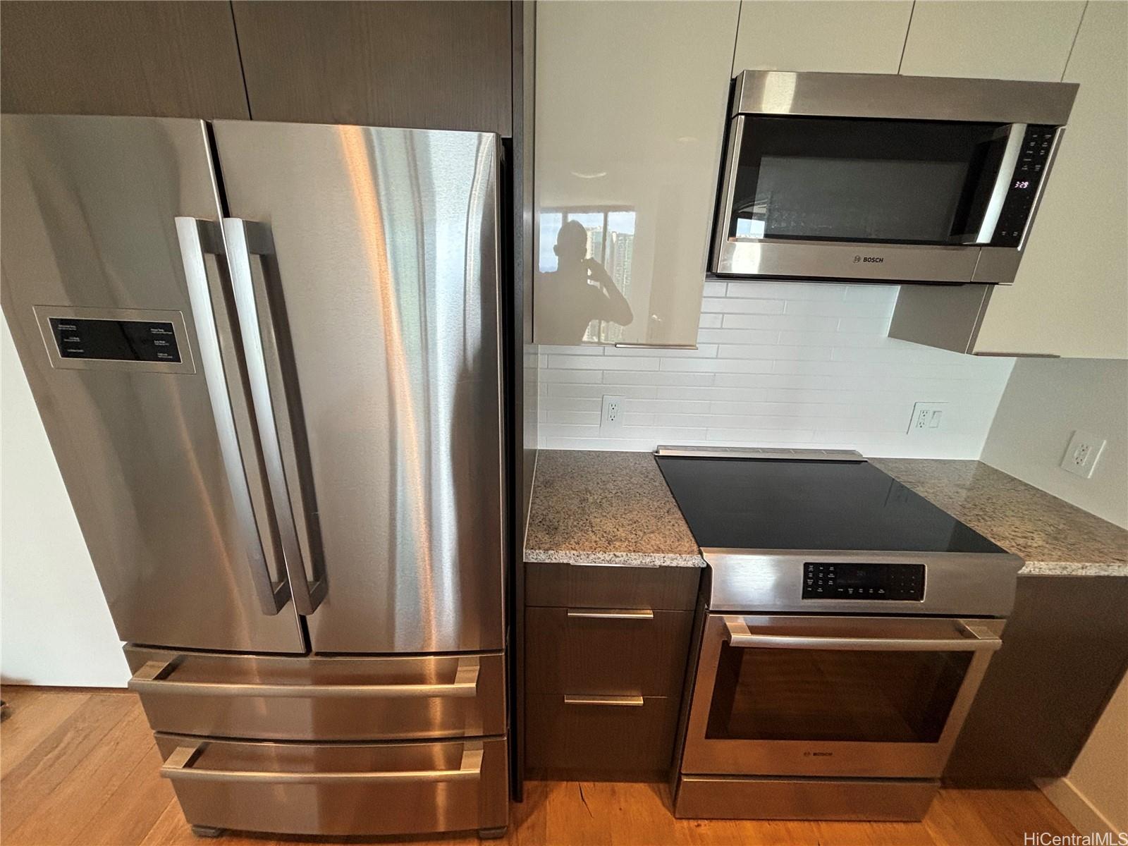 Ae'o condo # 3204, Honolulu, Hawaii - photo 4 of 25