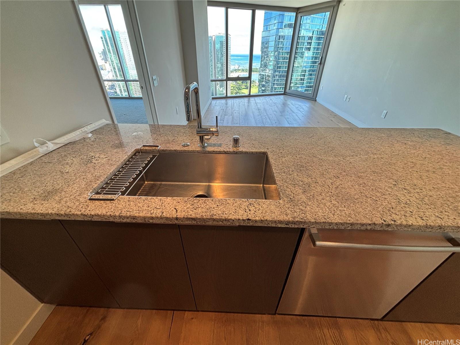 Ae'o condo # 3204, Honolulu, Hawaii - photo 5 of 25