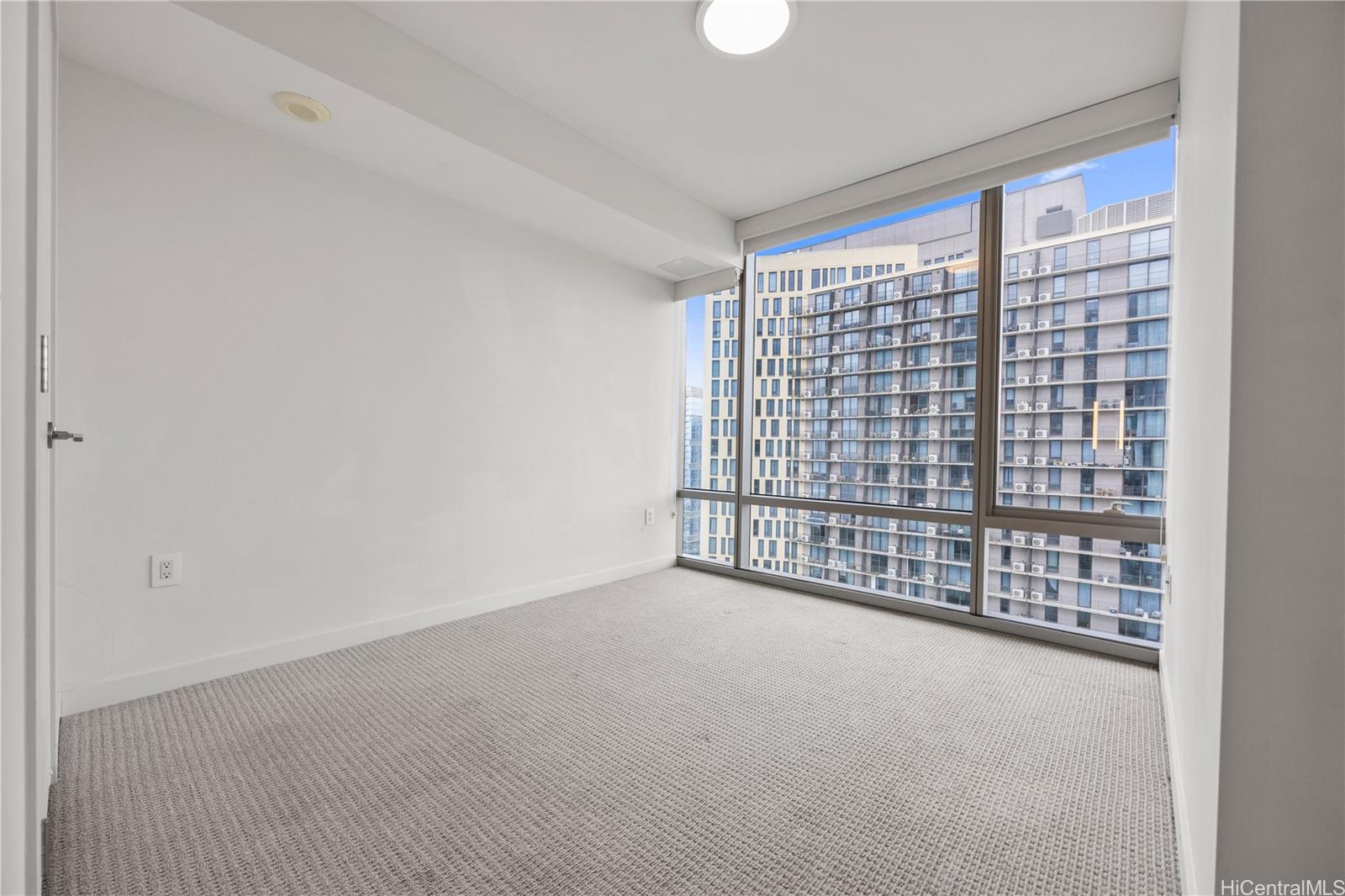 Ae'o condo # 3209, Honolulu, Hawaii - photo 15 of 25